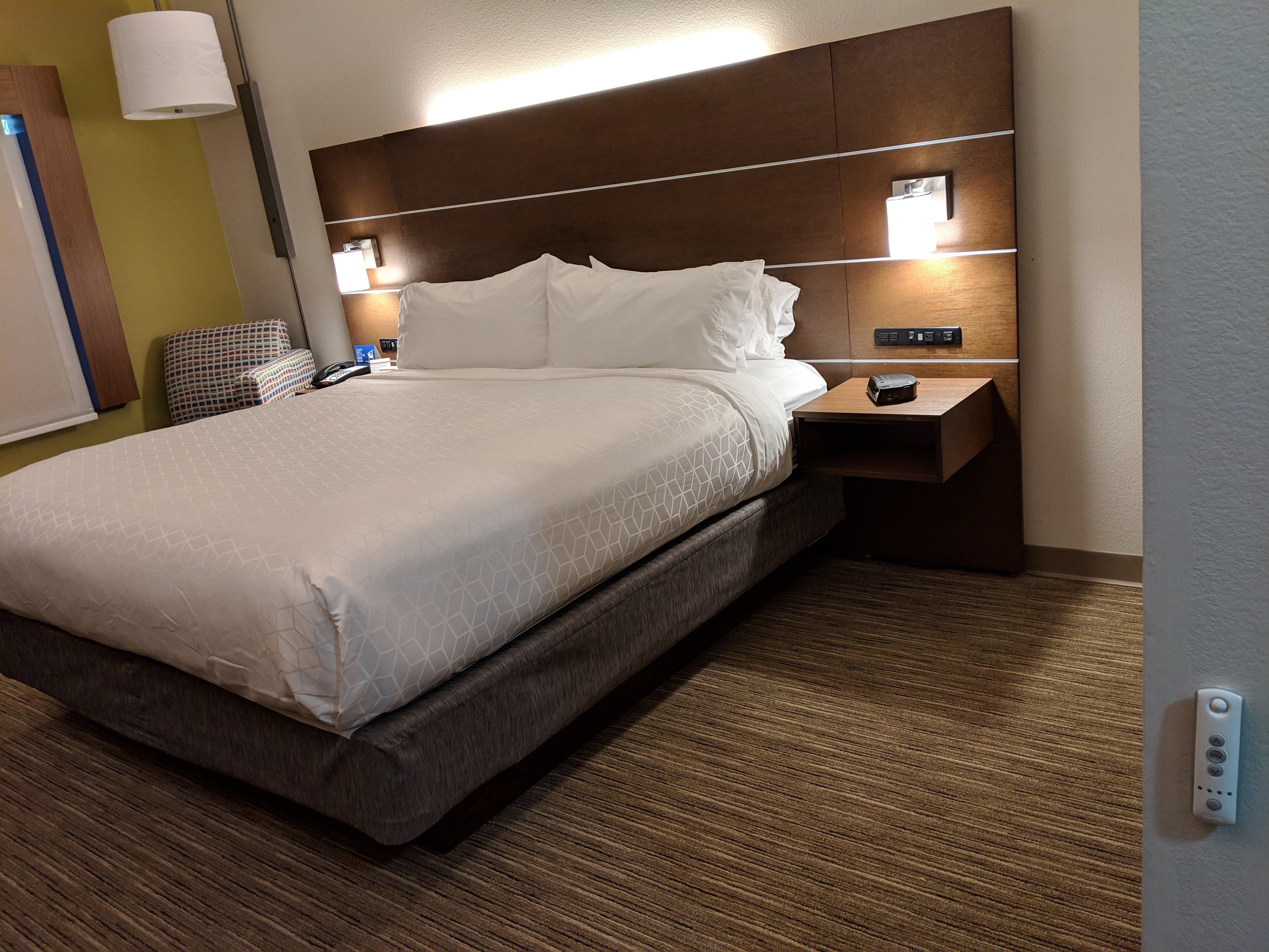 Holiday Inn Express Hotel & Suites Claypool Hill -Richlands Area By Ihg Pounding Mill Ngoại thất bức ảnh