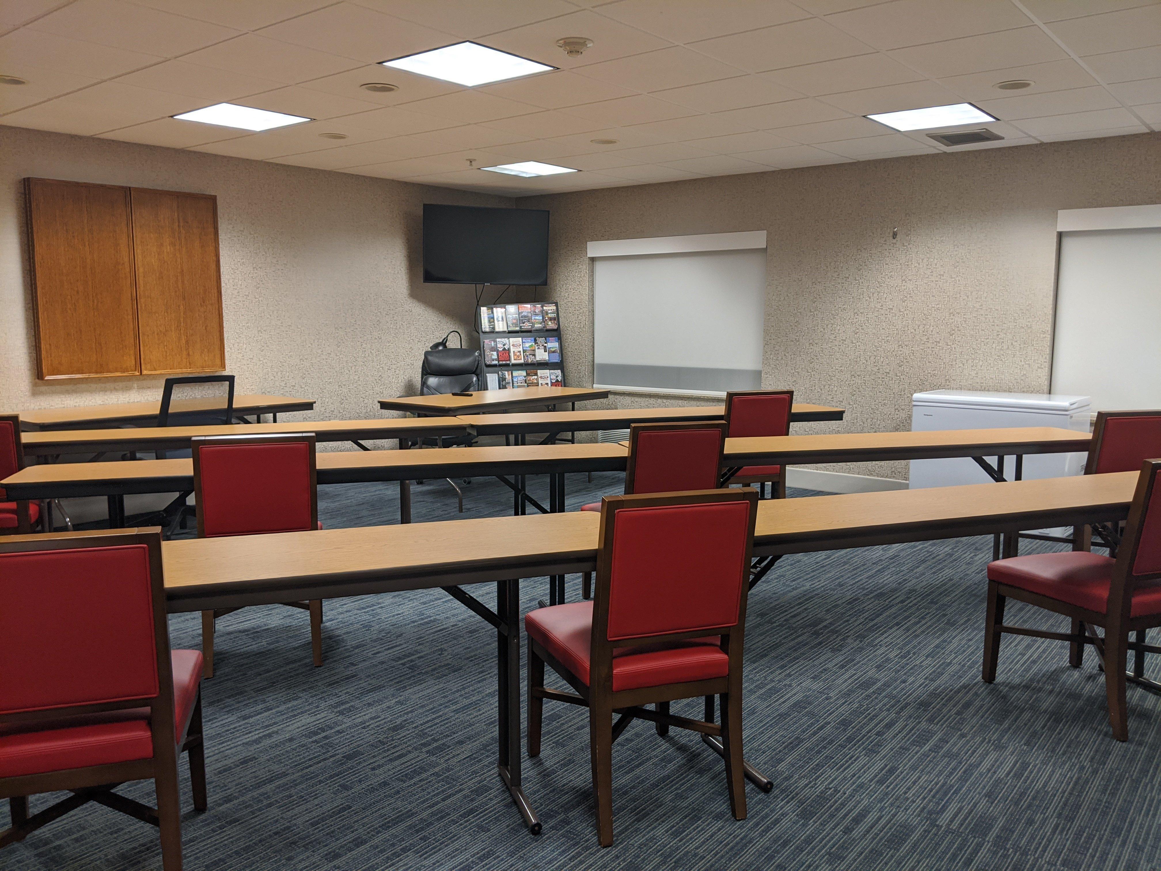 Holiday Inn Express Hotel & Suites Claypool Hill -Richlands Area By Ihg Pounding Mill Ngoại thất bức ảnh
