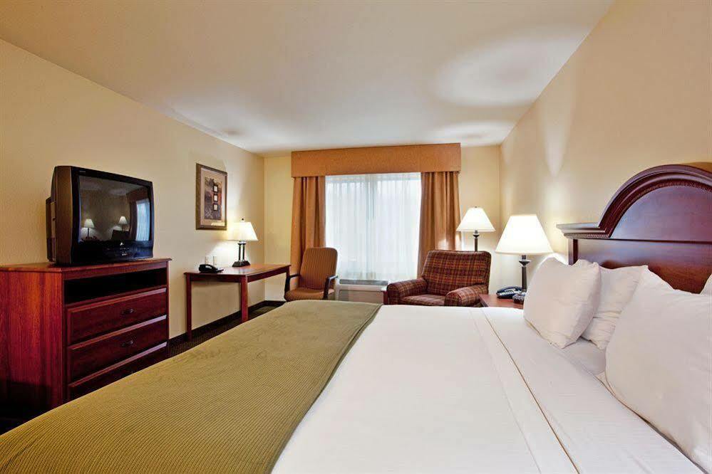 Holiday Inn Express Hotel & Suites Claypool Hill -Richlands Area By Ihg Pounding Mill Ngoại thất bức ảnh