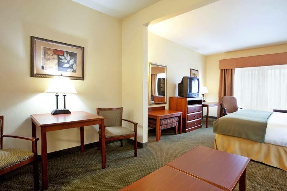 Holiday Inn Express Hotel & Suites Claypool Hill -Richlands Area By Ihg Pounding Mill Ngoại thất bức ảnh
